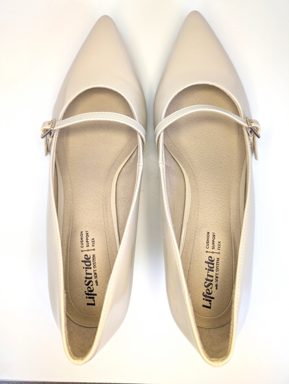 Life Stride Soft System Madelyn Almond Milk Pointy Toe Kitten Heel Pumps 9 Wide - Picture 5 of 14